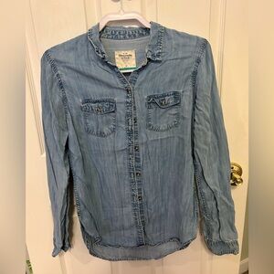 Abercrombie and Fitch Long Sleeve Denim Top | Size S